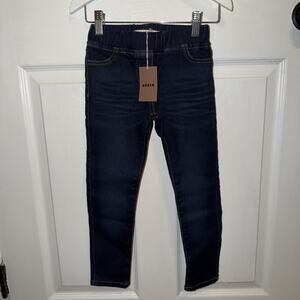 NEW Mini Boden Girls Denim Jeggings Pull On Size 5Y Blue Stretch